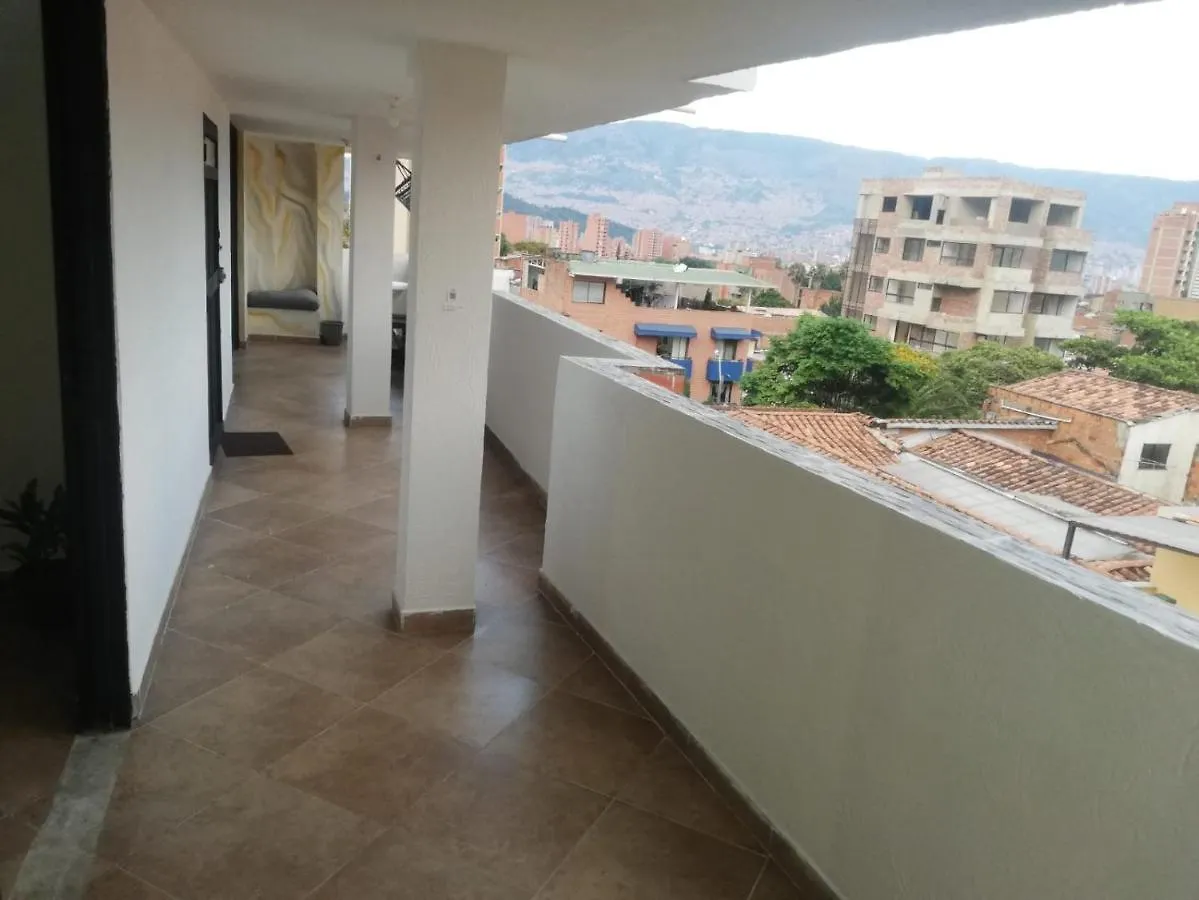 Ferienwohnung Casa Con Parking, Cerca Al Metro Y Mercados, 5 Piso Solo Escaleras Medellín 0*,  Kolumbien