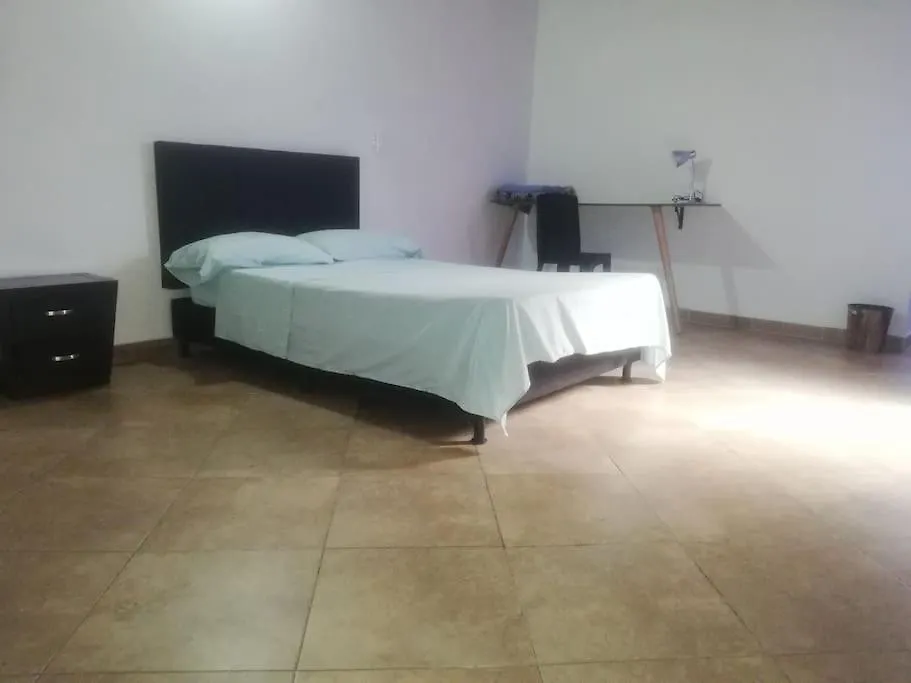 Ferienwohnung Casa Con Parking, Cerca Al Metro Y Mercados, 5 Piso Solo Escaleras Medellín Kolumbien